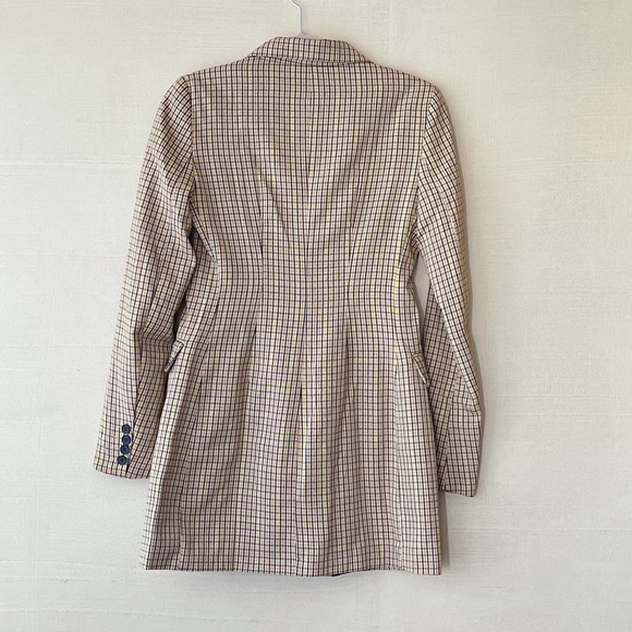 Bershka Shawl Collar Plaid Double Breasted Blazer - Picture 3 of 5